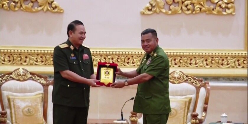 Myanmar-Lao PDR: C-in-CDS received Lao Deputy Chief of General Staff