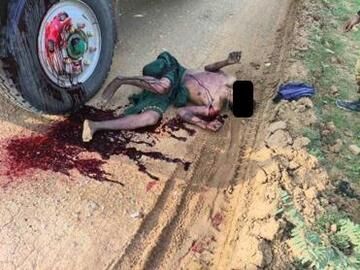 စစ်ကိုင်းတိုင်းဒေသကြီး၊ ထီးချိုင့်မြို့နယ်၌ ကုန်တင်မော်တော်ယာဉ်များအား KIA သောင်းကျန်းသူအဖွဲ့နှင့် PDF အမည်ခံ အကြမ်းဖက်သမားများ ပူးပေါင်းအဖွဲ့က လက်နက်ငယ်များဖြင့် အကြမ်းဖက်ပစ်ခတ်ခဲ့မှုကြောင့် အပြစ်မဲ့ အရပ်သားပြည်သူအချို့ သေဆုံး၊ ထိခိုက်ဒဏ်ရာရရှိ