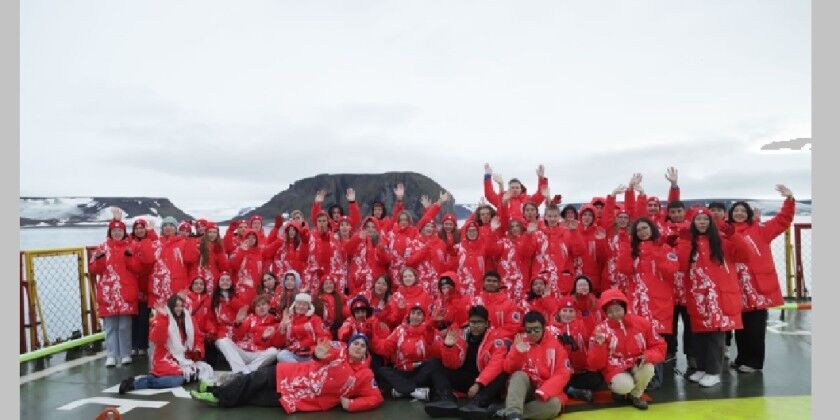 Global Students Compete for Arctic Expedition in “Icebreaker of Knowledge” Contest