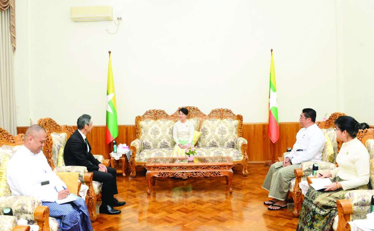 ပြည်ထောင်စုဝန်ကြီး ဒေါက်တာ ချောချောစိန် ယူနီဆက်၏ မြန်မာနိုင်ငံဆိုင်ရာ ဌာနေကိုယ်စားလှယ်အား လက်ခံတွေ့ဆုံ